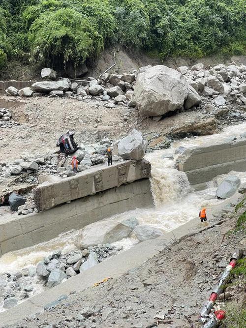 今晚开特马+开奖结果91和四川甘孜一地泥石流与四川甘孜一地泥石流事故